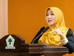 Dari Kerudung Kuning Ke Gagasan Besar, Ning Lia Curi Perhatian di Partai Golkar Jatim