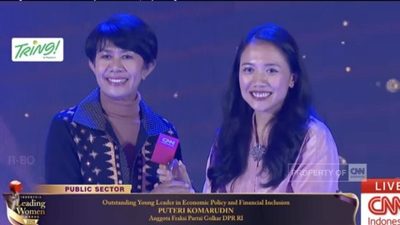 Puteri Komarudin Raih penghargaan Outstanding Young Leader in Economic Policy and Financial Inclusion di Ajang Leading Women Awards 2026