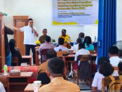 Soedeson Tandra Salurkan Ribuan Kuota PIP untuk Pelajar Papua Tengah