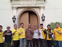 AMPG DKI Jakarta Berdaya, Sayap Pemuda Partai Golkar Bersihkan Gereja Tertua di Jakarta