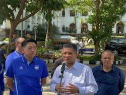 Persib Selangkah Lagi Juara, Wagub Jabar Erwan Setiawan Minta Bobotoh Tunjukkan Kedewasaan