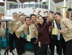 Wamen P2MI Christina Aryani Lepas 133 Pekerja Migran ke Korsel: Jaga Nama Baik Bangsa!