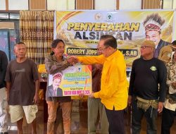 Robert Joppy Kardinal Salurkan Bantuan Pertanian dan Perikanan, Ketahanan Pangan Sorong Diperkuat