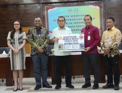 Terima 3.000 Dosis Semen Beku, Gubernur Melki Laka Lena Genjot Revolusi Peternakan NTT