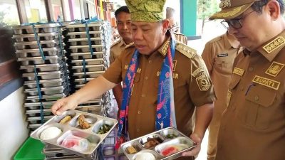 Sidak MBG, Gubernur Babel Hidayat Arsani Semprot Penyedia Makanan: Jangan Asal Cari Untung!