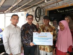 Mendukbangga Wihaji Salurkan Bantuan RTLH Lewat Program Genting untuk Cegah Stunting