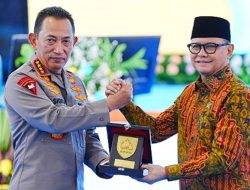 Menteri P2MI Mukhtarudin Perkuat Sinergi dengan Polri Lindungi Pekerja Migran