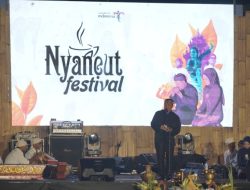 Bupati Abdusy Syakur Kukuhkan Nyaneut Festival sebagai Ikon Wisata Budaya Garut