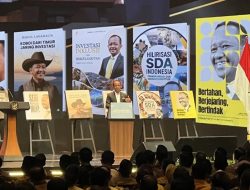 Menteri ESDM Bahlil Lahadalia Persembahkan 10 Buku untuk Orang Tua, Kenang Perjuangan Ibunda sebagai ART