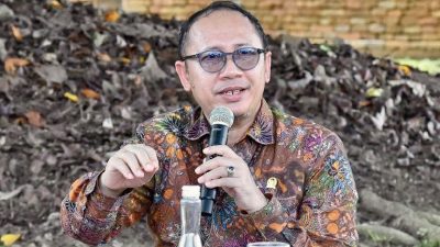 Guru Honorer Dapat Angin Segar, Nur Purnamasidi Dorong Kesetaraan Status hingga RPL Rp3 Juta
