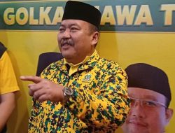 Partai Golkar Jatim Bawa Politik ke Lapangan, Bahlil Mini Soccer Asyik Sasar Generasi Muda