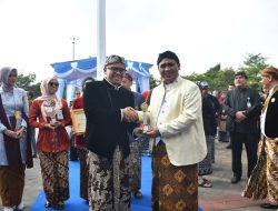 Bupati Faiz Kurniawan Bawa Batang Masuk Top 10 IDSD Jateng, Data Jadi Pijakan Kebijakan