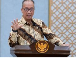 Menperin Agus Gumiwang Tegaskan SNI Wajib AMDK untuk Jamin Keamanan Produk Konsumen