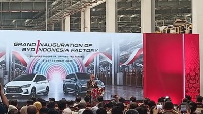 Bukan Cuma Jadi Tempat Perakitan, Menperin Agus Gumiwang Kejar TKDN Mobil Listrik 80%