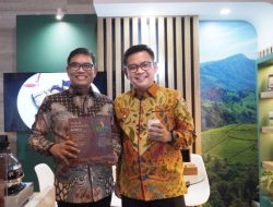 Cicipi Teh PTPN I, Gubernur Lemhannas Ace Hasan: Hasil Kebun Indonesia Punya Kelas
