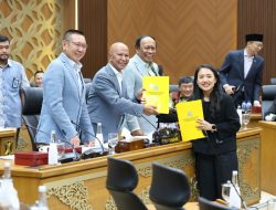 Puteri Komarudin Dorong Percepatan Rencana Induk Giant Sea Wall Pantura