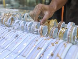 Perkuat Industri Perhiasan, Airlangga Hartarto Siapkan Fasilitas PPN untuk Logam Mulia 99,9%