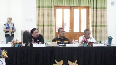 Gubernur NTT Melki Laka Lena Minta Usaha Kapal Wisata Labuan Bajo Diatur, Persaingan dengan Hotel Harus Adil
