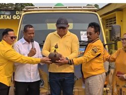 Partai Golkar Papua Selatan Salurkan 75 Ton Air Bersih untuk Warga Merauke yang Terdampak Kemarau