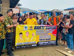 HUT Ke-62 Partai Golkar, PP AMPG Bersihkan Rumah Ibadah dan Bagikan Sembako di Aceh Tamiang
