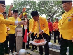 HUT ke-62 Partai Golkar, Bahlil Lahadalia Pimpin Ziarah ke TMP Kalibata